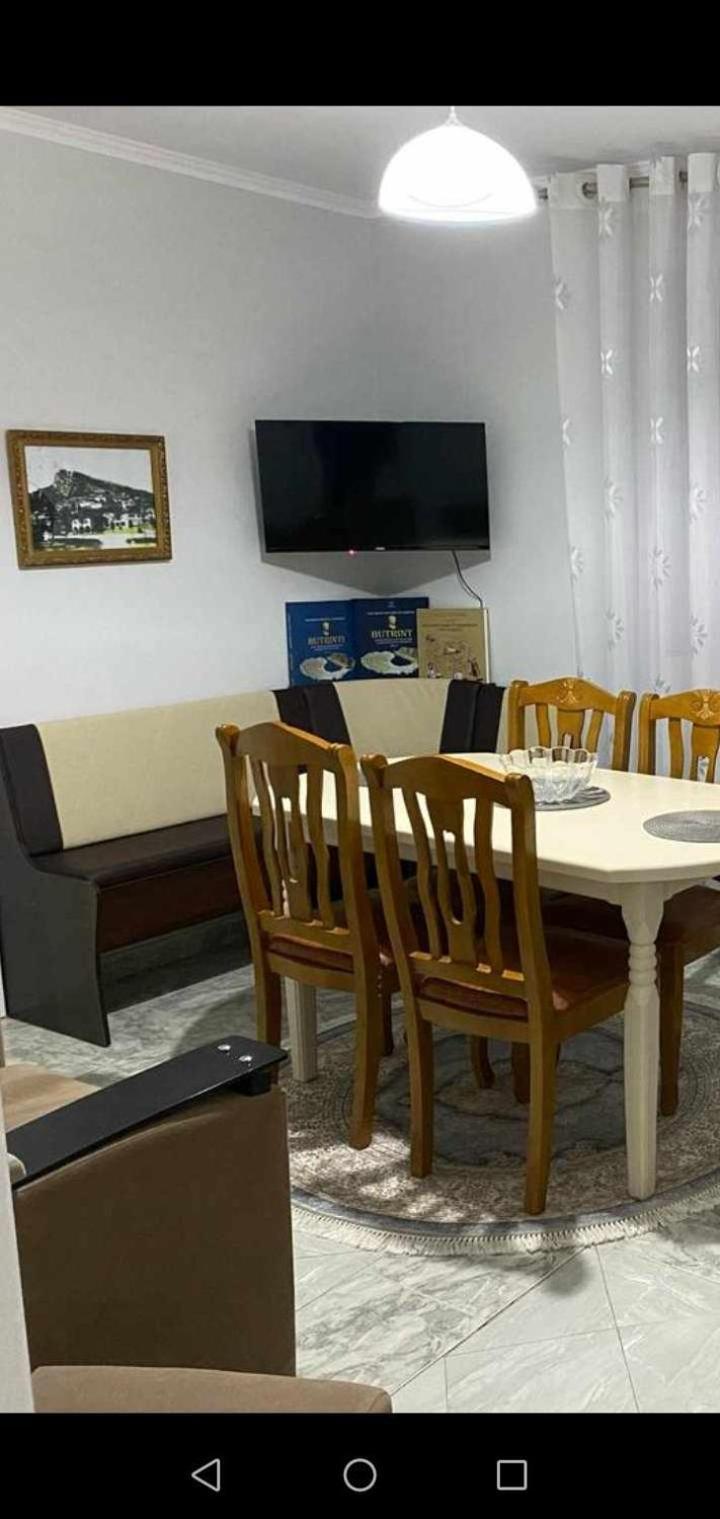Robert Center Apartment Berat